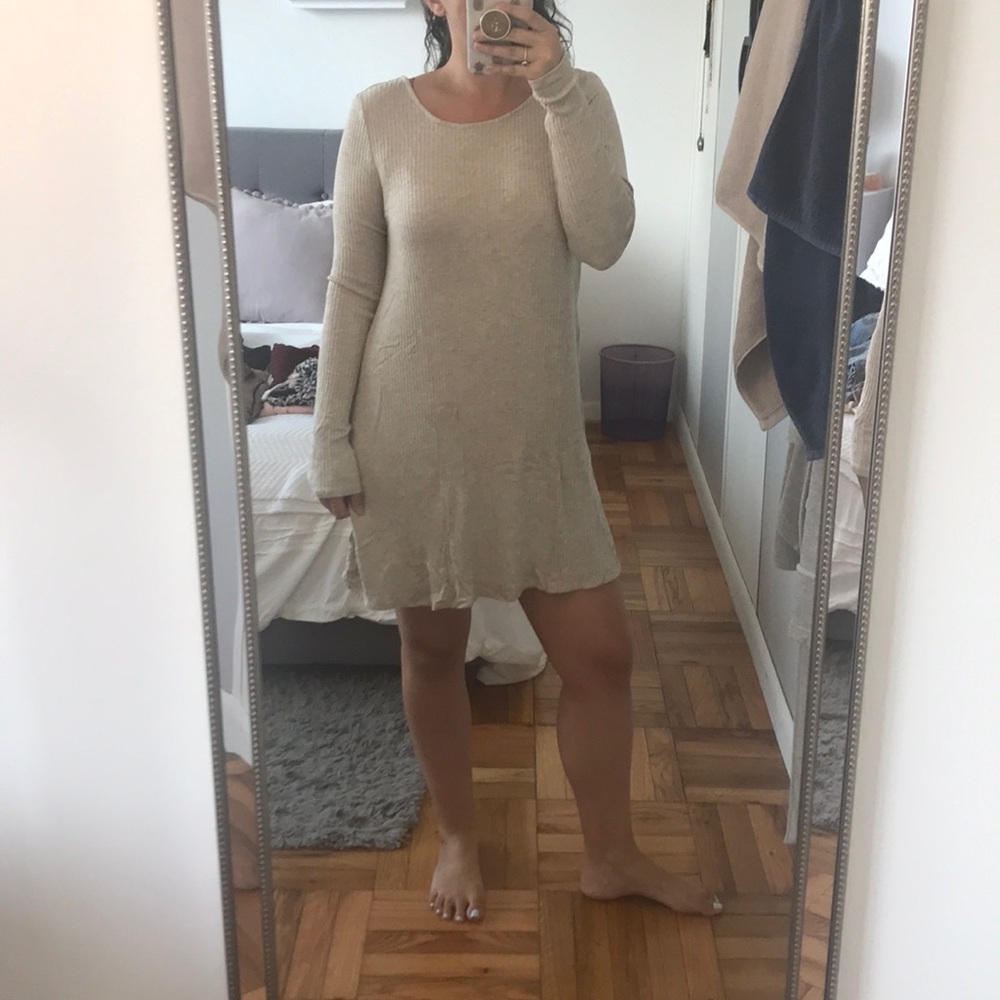Beige long sleeve casual dress